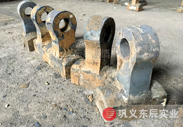 雙金屬液液復(fù)合錘頭 東辰專利雙液復(fù)合錘頭 耐磨破碎錘頭